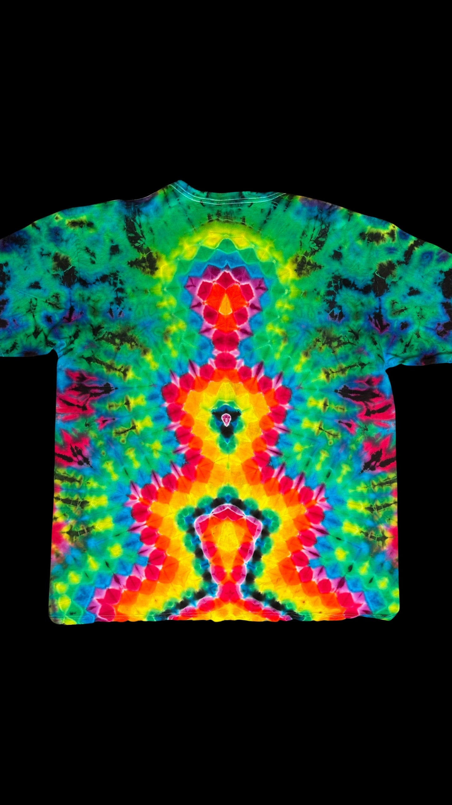 Complicated Tie Dye Mandala Front Temple back