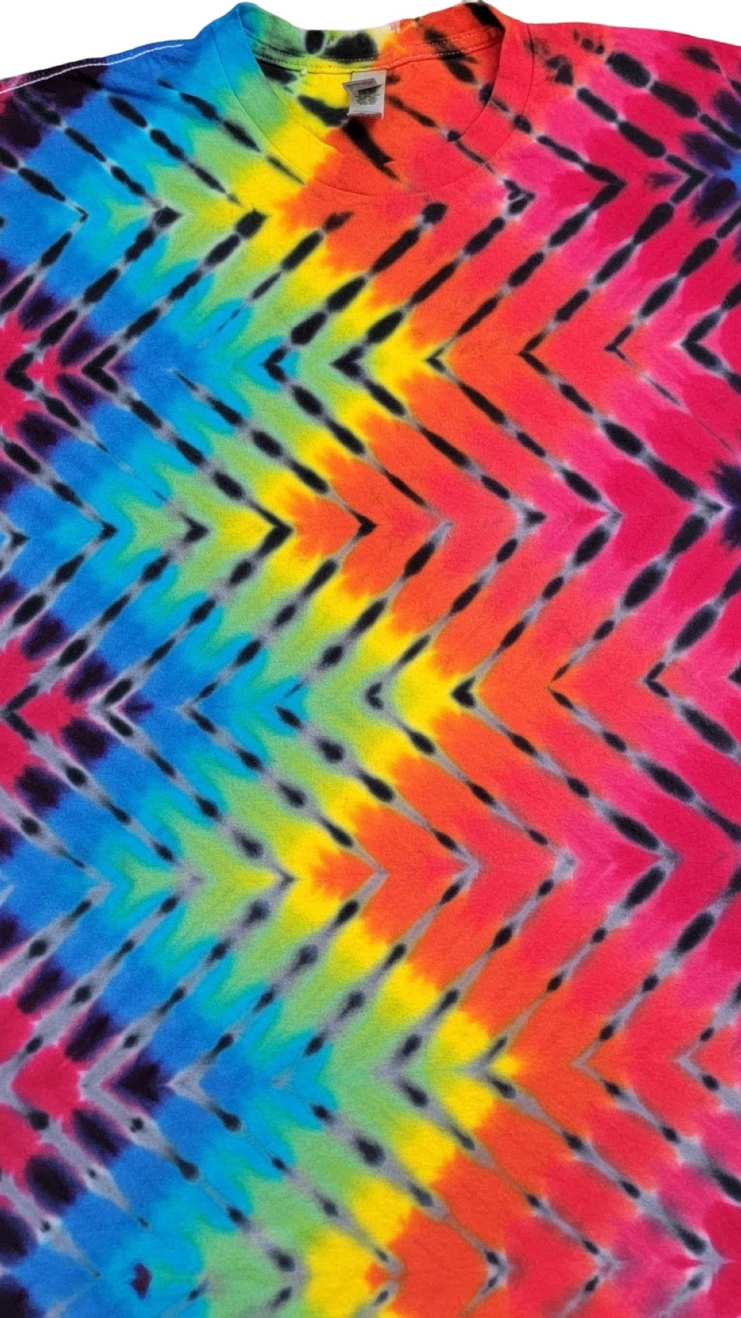 Rainbow Chevron Pleat Art Tie Dye